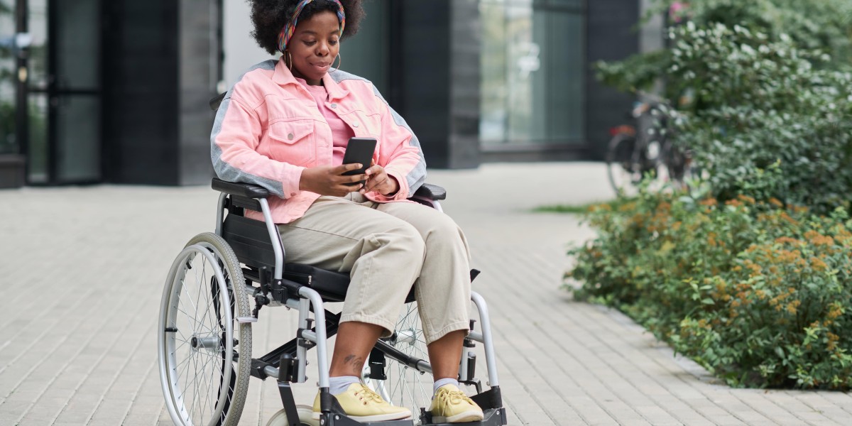 The Evolution and Benefits of Auto Folding Scooters: A Comprehensive Guide