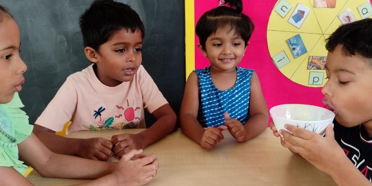 Helping Kids Learn English Speaking: Tips & Ide