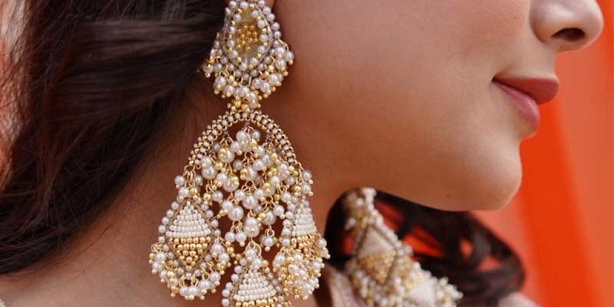 The Ultimate Guide to Buying Traditional Jewell