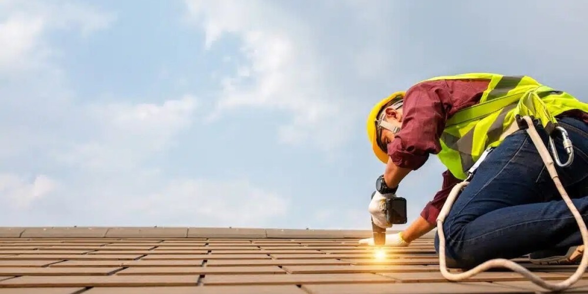 What’s the Best Time of Year for Roof Repair?