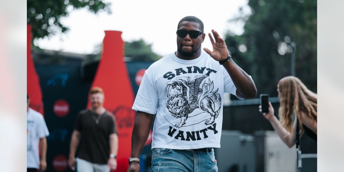 Saint Vanity Clothing: Rise of Streetwear Brand