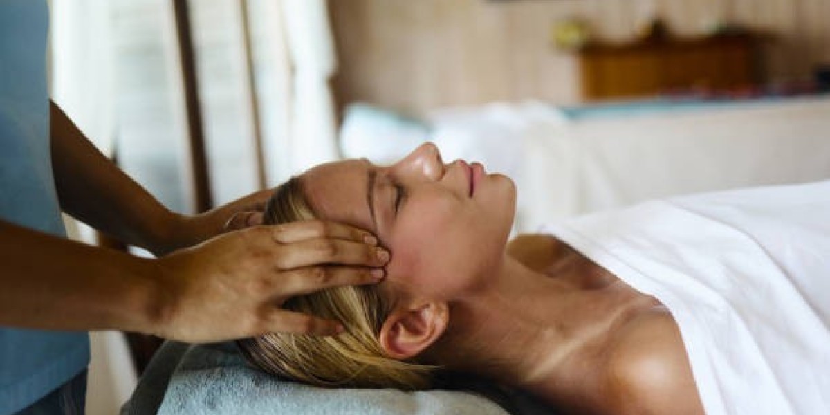 Deep Tissue Massage: Unlocking Lasting Relief T