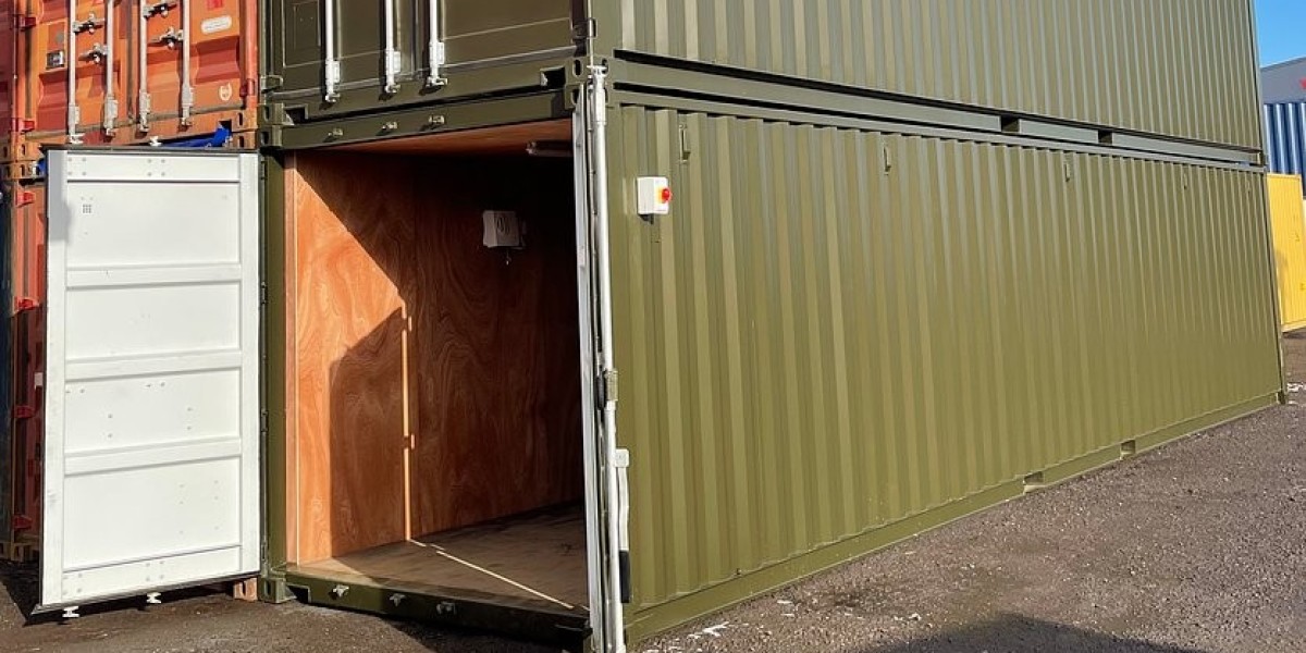 30ft Shipping Containers: An Essential Component in Global Logistics