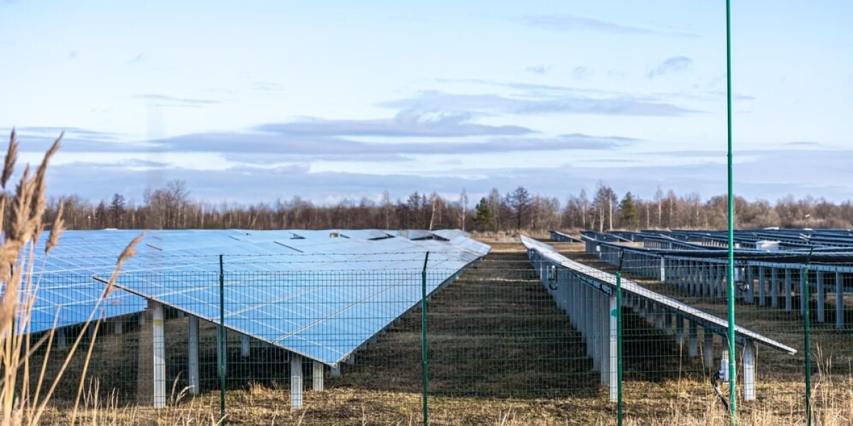 Revolutionizing Solar Energy with the Sunchaser