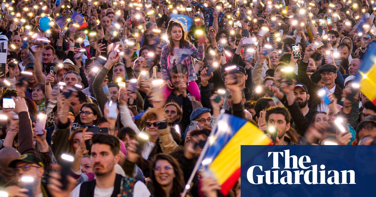 Runoffs, reruns and rightwingers: Europe prepares for electoral ‘super Sunday’ | Europe | The Guardian