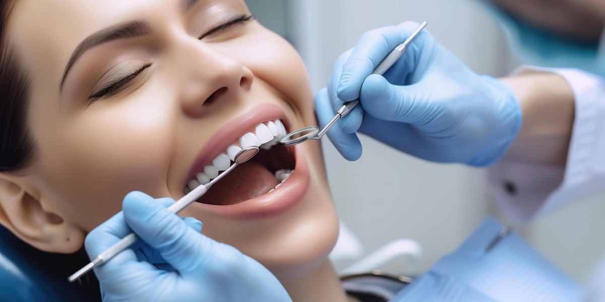 Veneers for Teens and Adults: Is There an Age L
