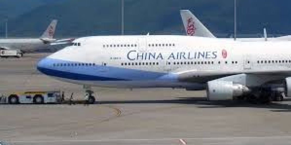 Exploring the China Airlines JFK Terminal Exper