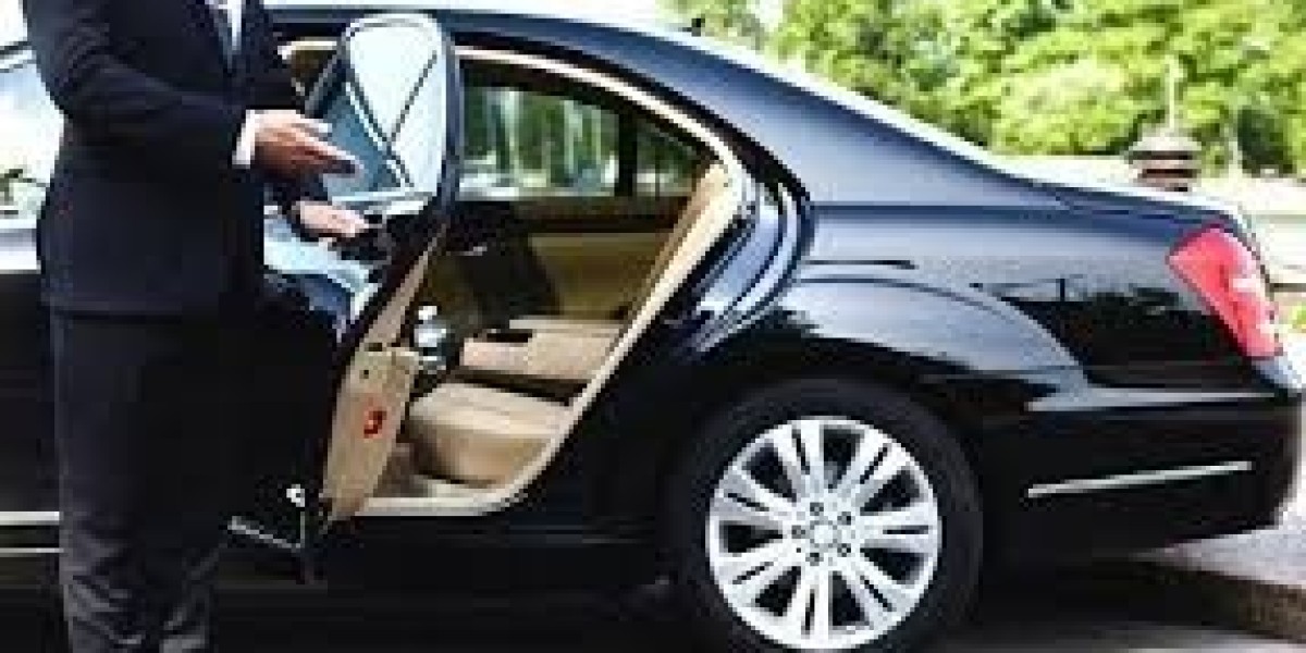 How a Limo Service Transforms a Quinceañera int