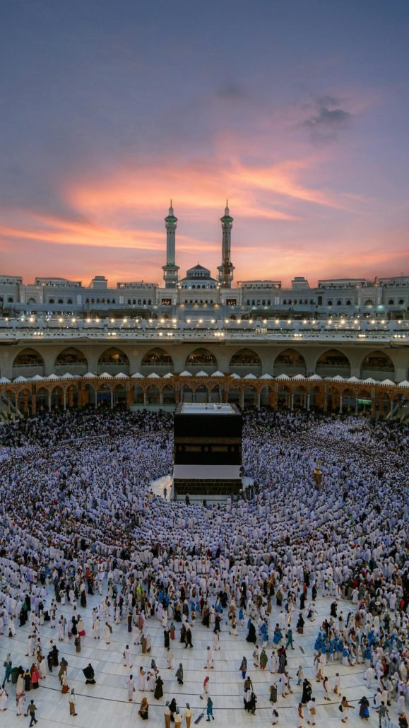 Luxury Hajj Packages from Pakistan 2025 | Private Hajj from Lahore, Karachi, Islamabad