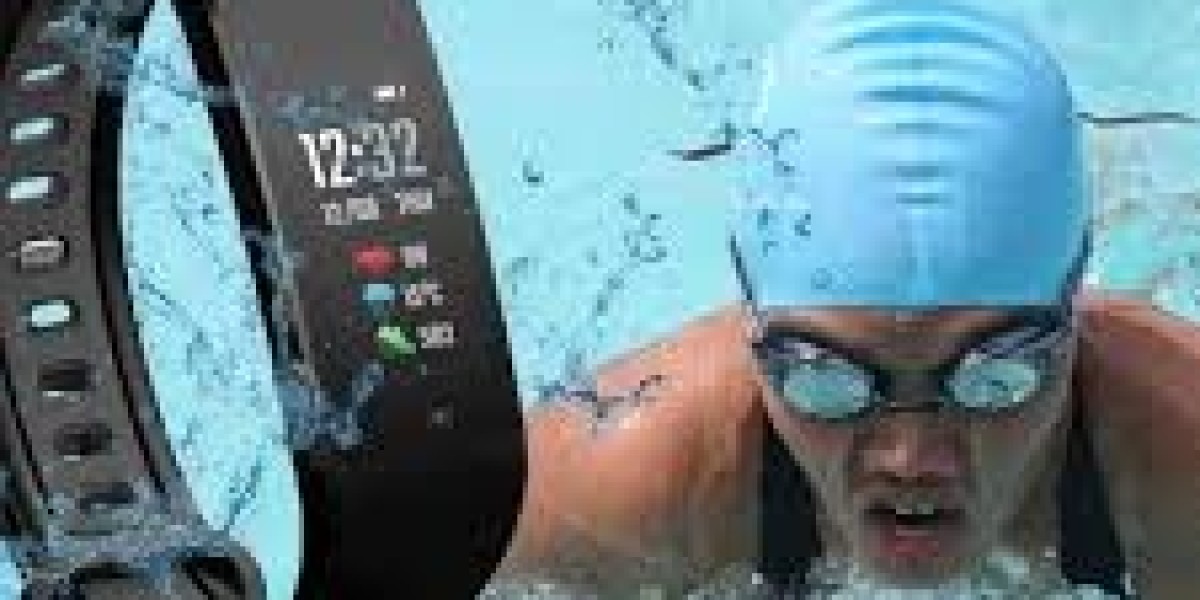 Swim Stronger: Your Guide to Fitness Tracker fo
