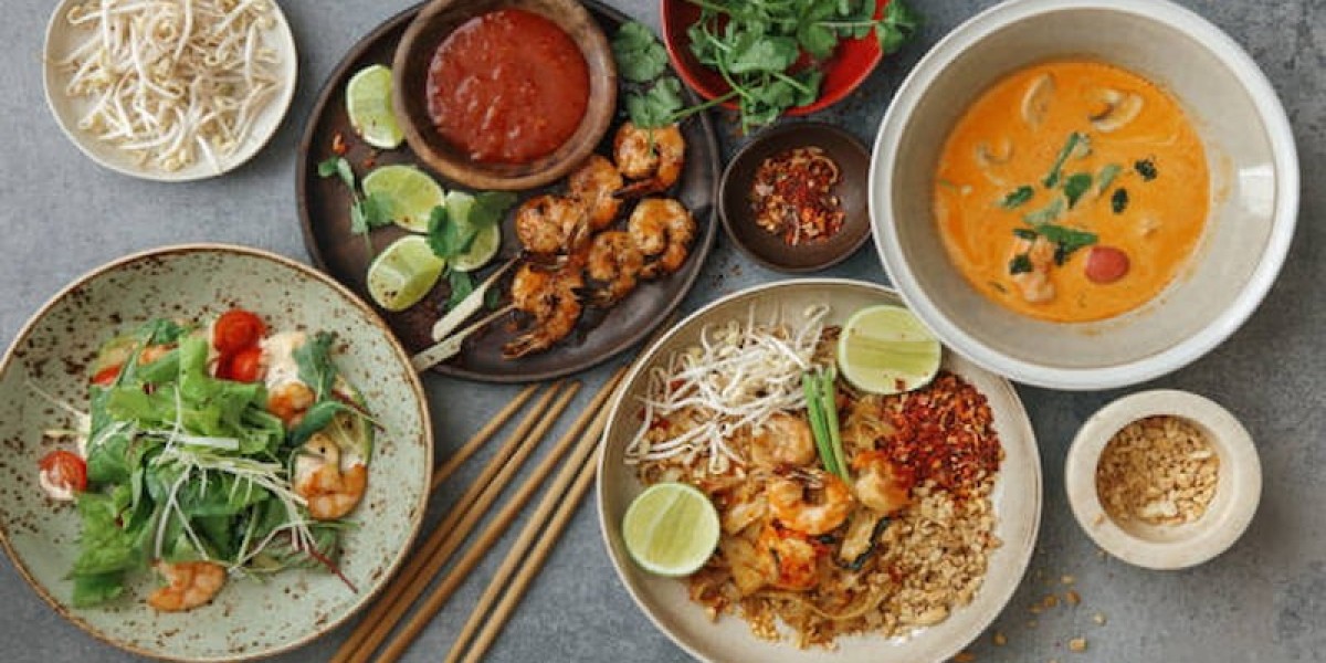 Top 10 Reasons to Visit Thailand This Year