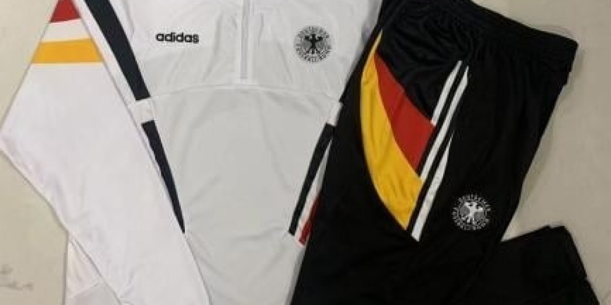 احصل على طقم المانيا الأصلي من Sport Touch