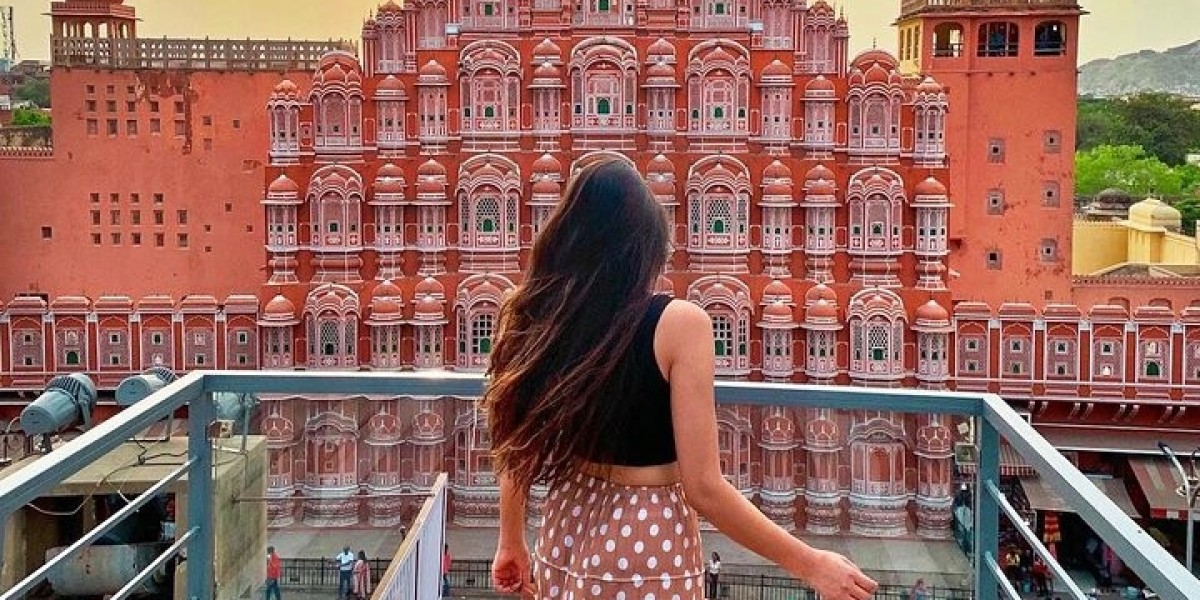 Trip India Tour | Delhi Agra Jaipur 3 Days Gold