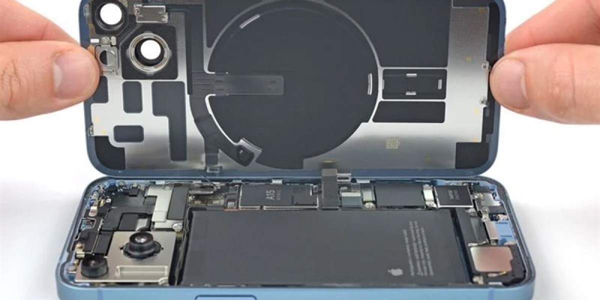 Thay Pin iPhone 14 chi phí bao nhiêu tiền?
