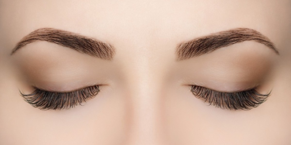 Eyebrow Transplant: What You Should Expect