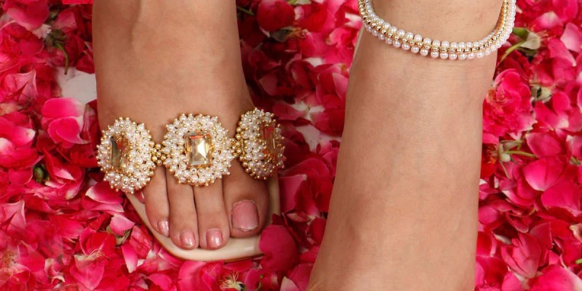 Why Heels for Women Are a Must-Have in Every Wa