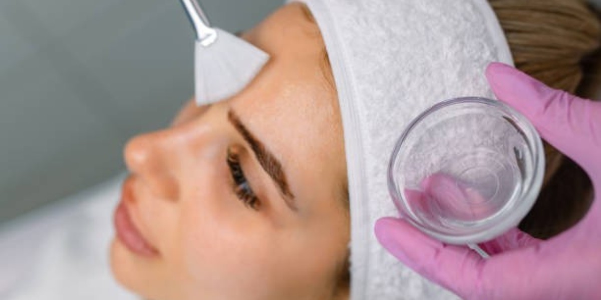 Chemical Peel Dubai: Combine with Other Treatme