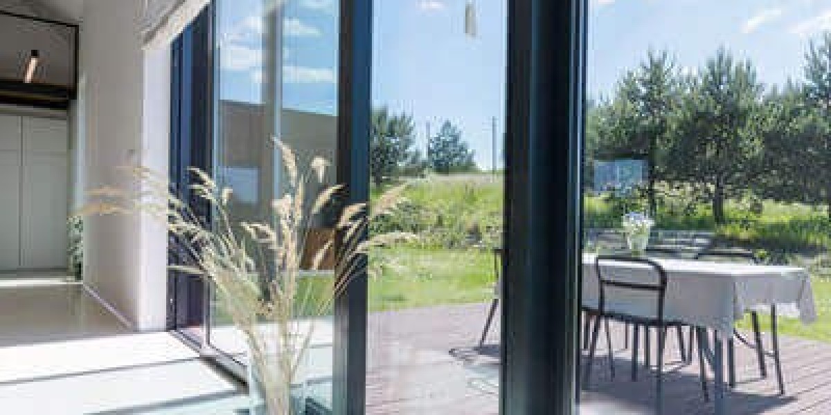 Corner Window vs. Bay Window: Which One Suits D